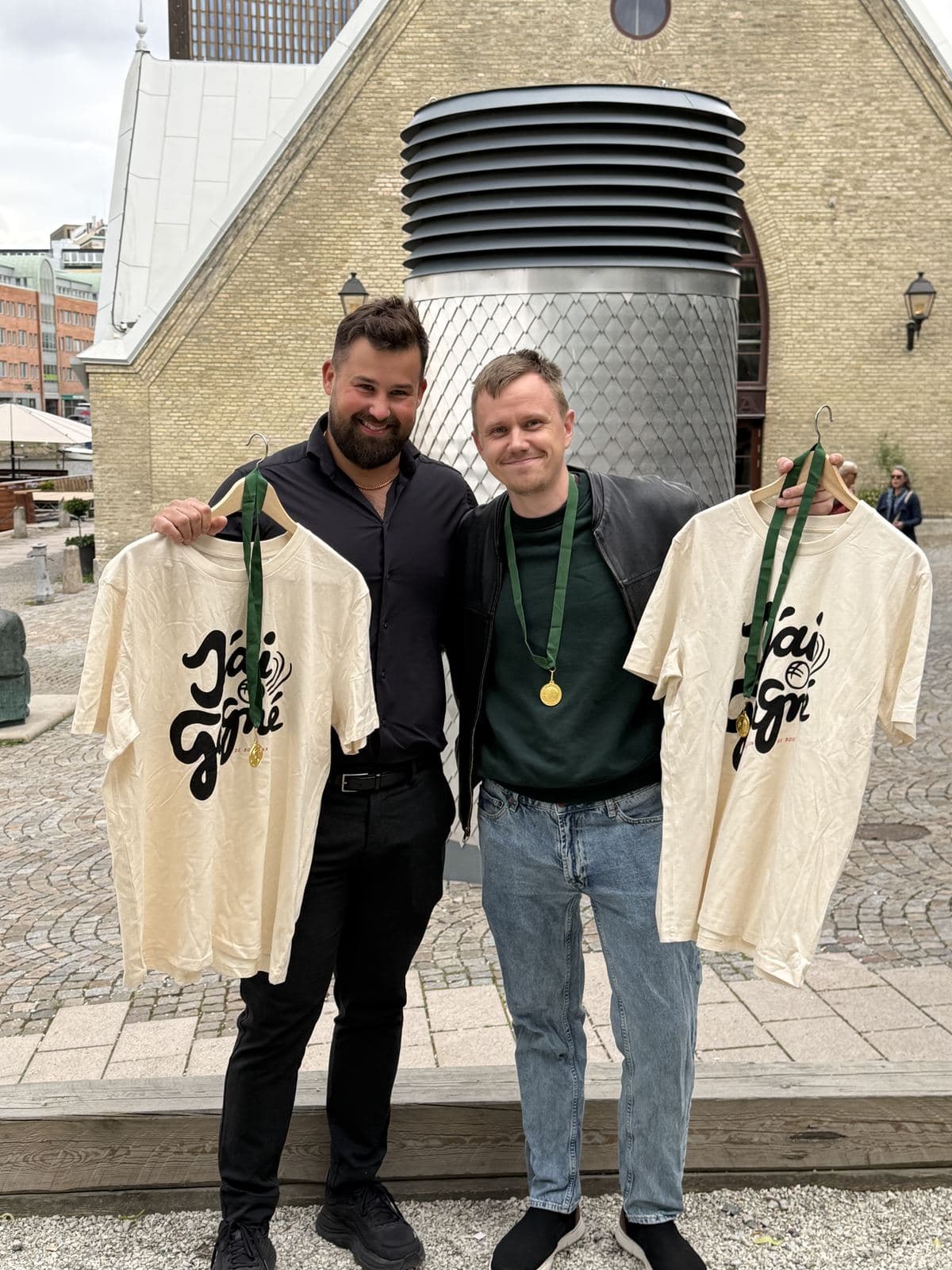 Två Aidoni-kollegor med medaljer i Göteborg